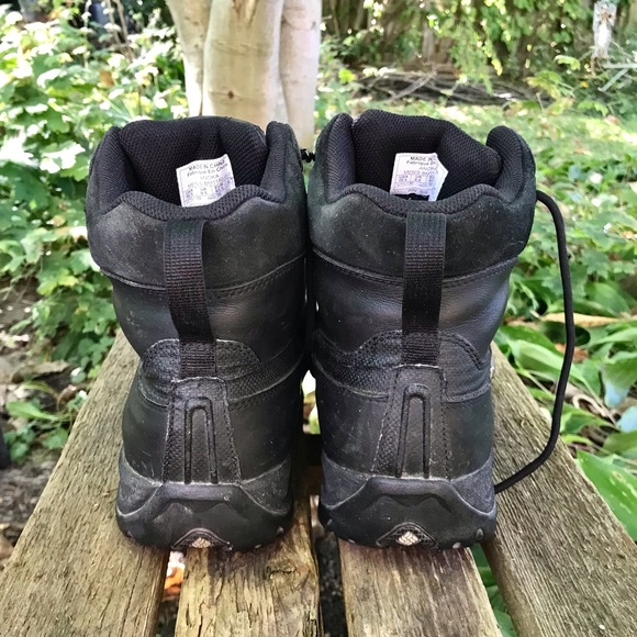 COLUMBIA Omni-Grip Waterproof Boots - Picture 2 of 16